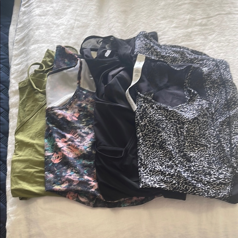 Lulu lemon Size 8 Tank Top Bundle